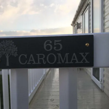 Caravan Caromax - Families And Couples Only